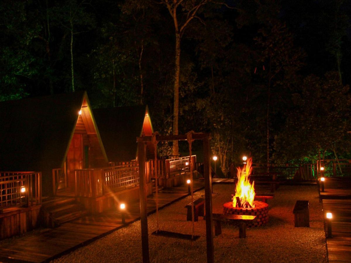 Rustcamps Glamping Resort Genting Highlands Exterior photo