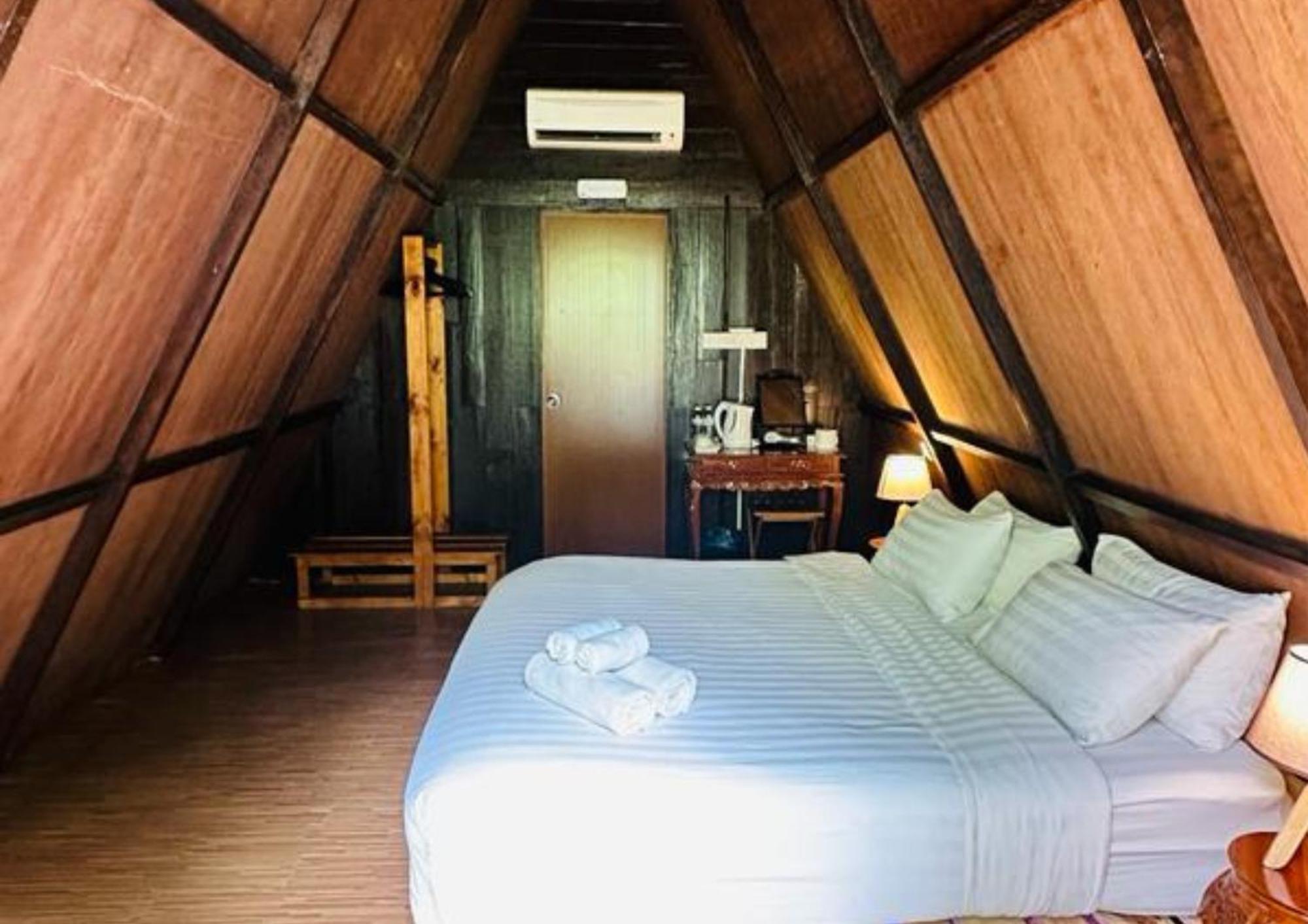 Rustcamps Glamping Resort Genting Highlands Exterior photo